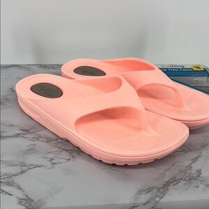 MY PILLOW Thong Slip On Flip Flops Sandals Sz 11 Pink Peach Summer Cushion